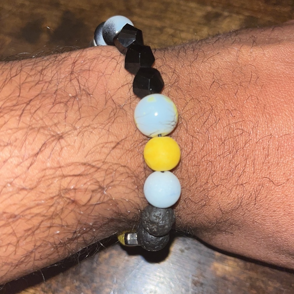 Beaded bracelets - Picture 3 of 4